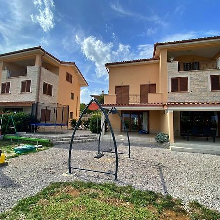 Apartments For Families With Children Silo, Krk - 18685 Екстериор снимка
