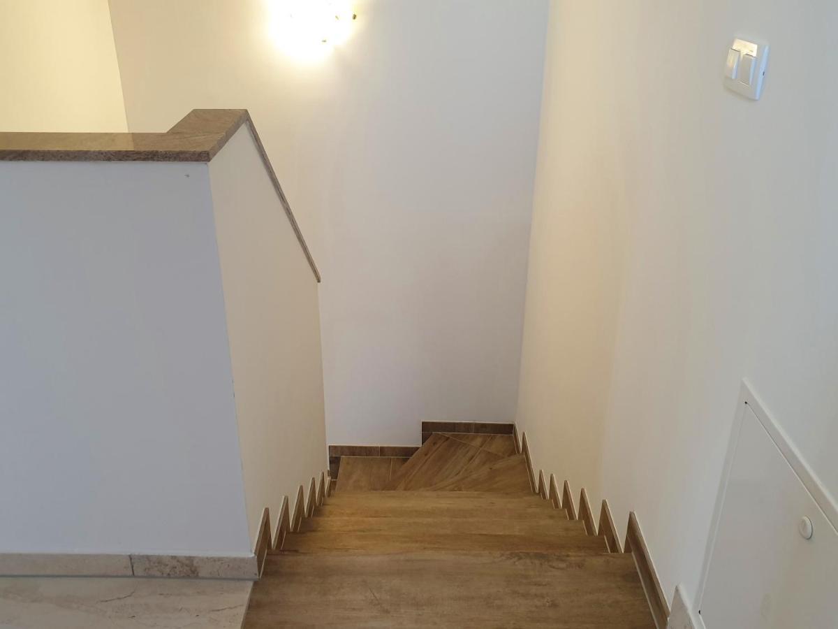 Apartments For Families With Children Silo, Krk - 18685 Екстериор снимка