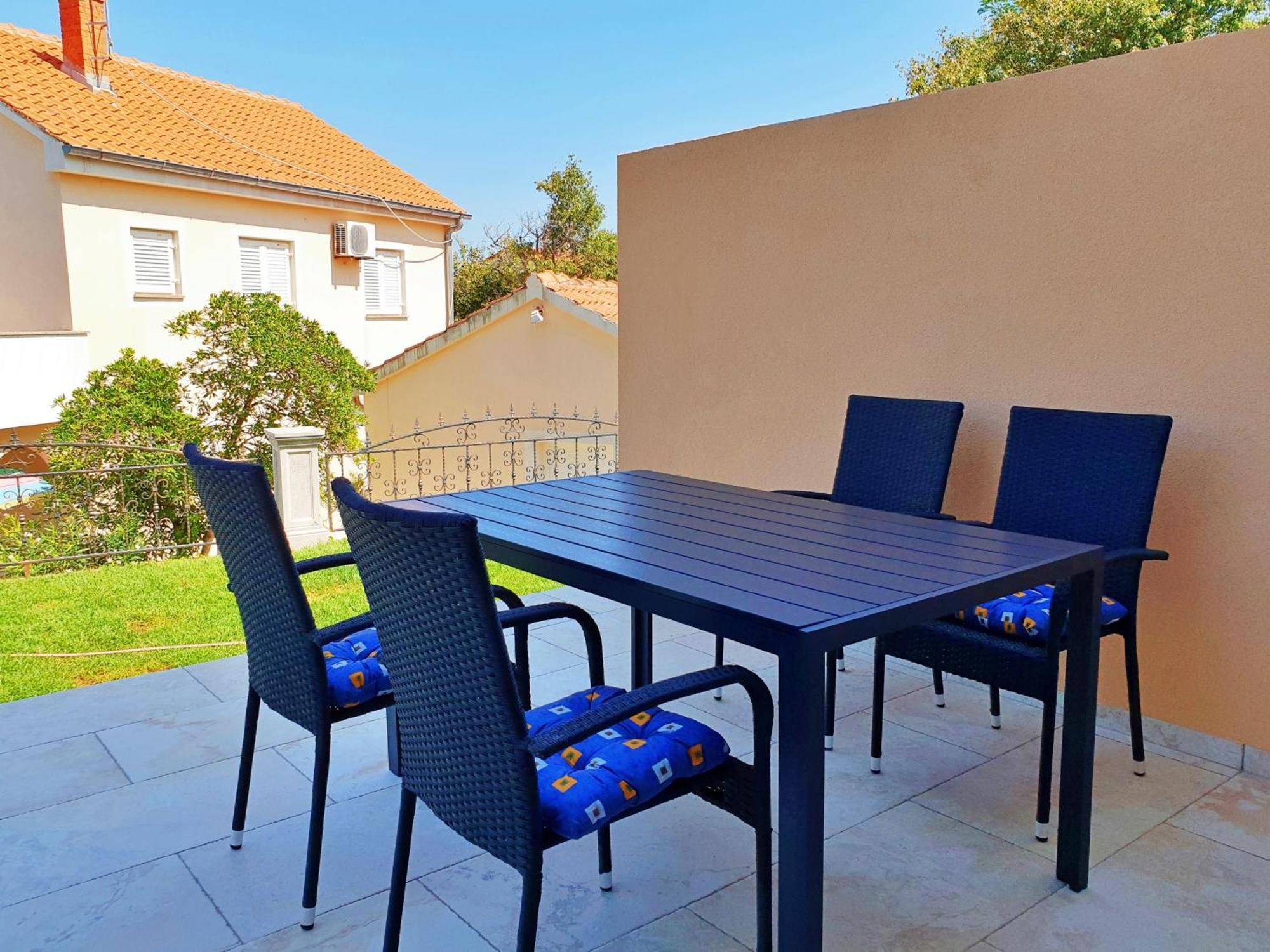 Apartments For Families With Children Silo, Krk - 18685 Екстериор снимка