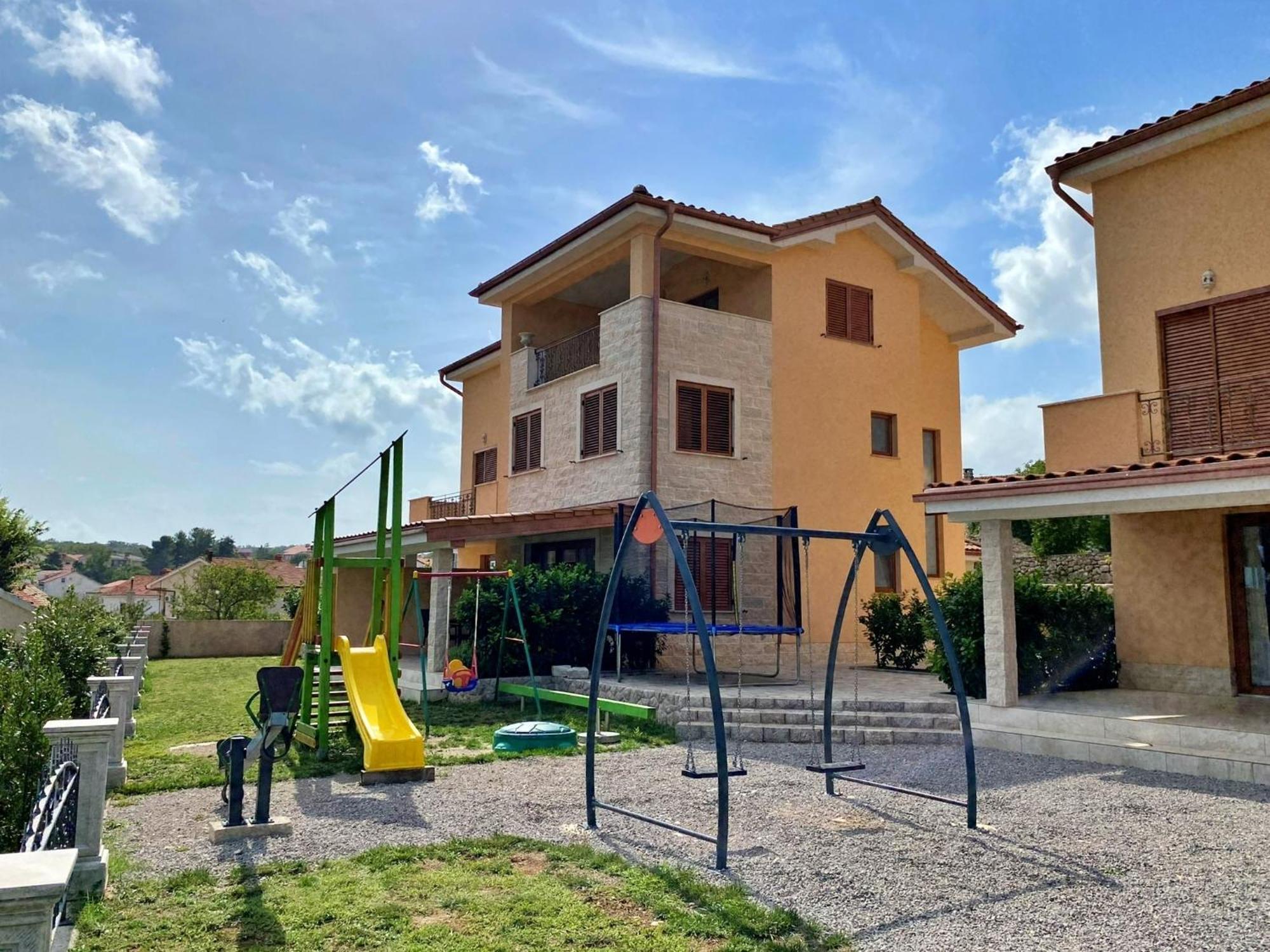 Apartments For Families With Children Silo, Krk - 18685 Екстериор снимка